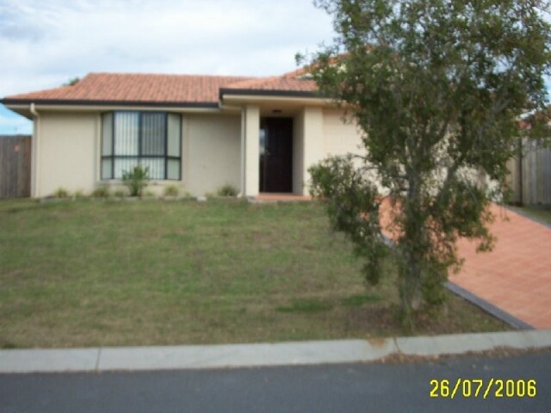 5 Watarrka Drive, Parkinson QLD 4115