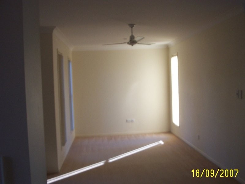 9 Wade Court, Shailer Park QLD 4128