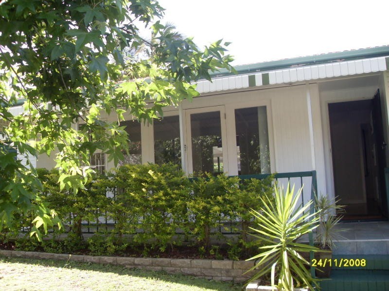 11 Waitara Street, Chermside West QLD 4032
