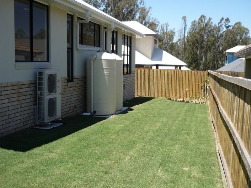 10 Cassia Street, Bridgeman Downs QLD 4035
