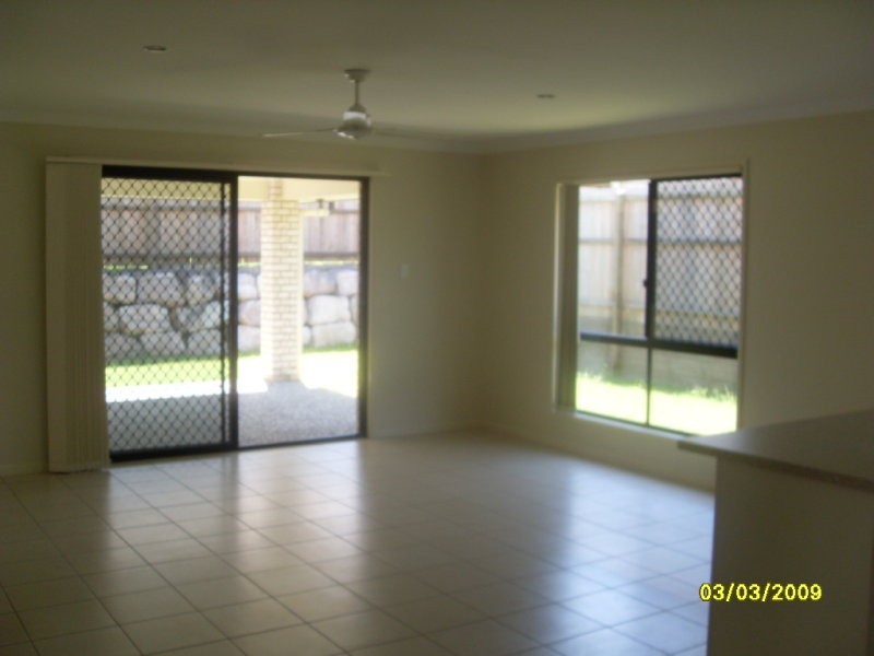 34 Amity Drive, Rothwell QLD 4022