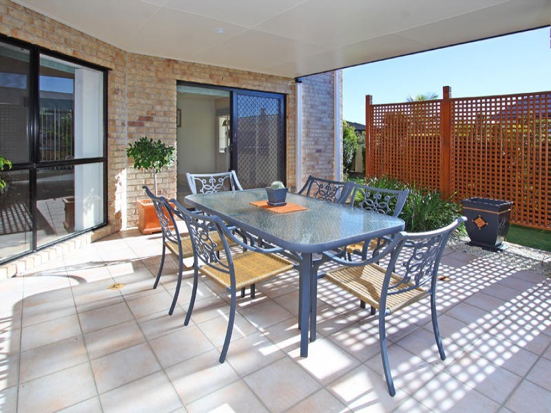 38 Voyager Circuit, Bridgeman Downs QLD 4035