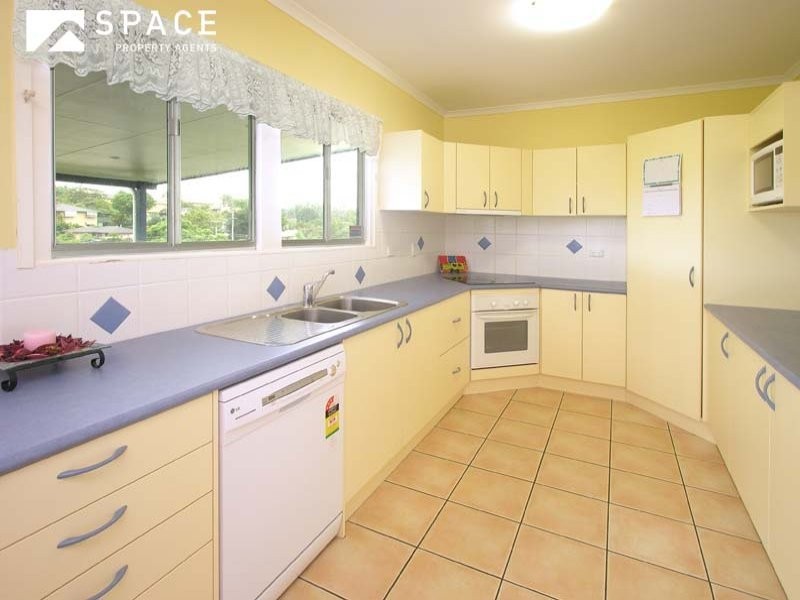 19 Boulter Street, Aspley QLD 4034