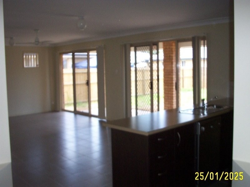 16 Tasman Street, Bray Park QLD 4500