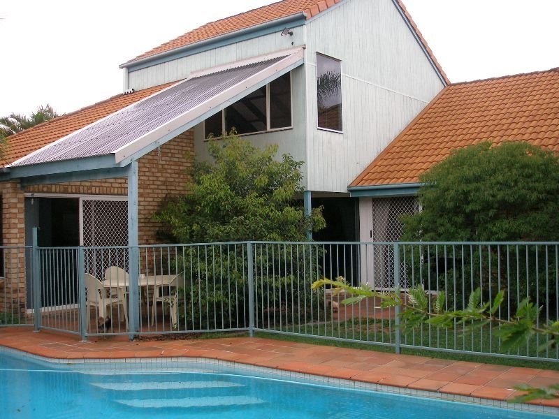 8 Sommerville Place, Chermside West QLD 4032