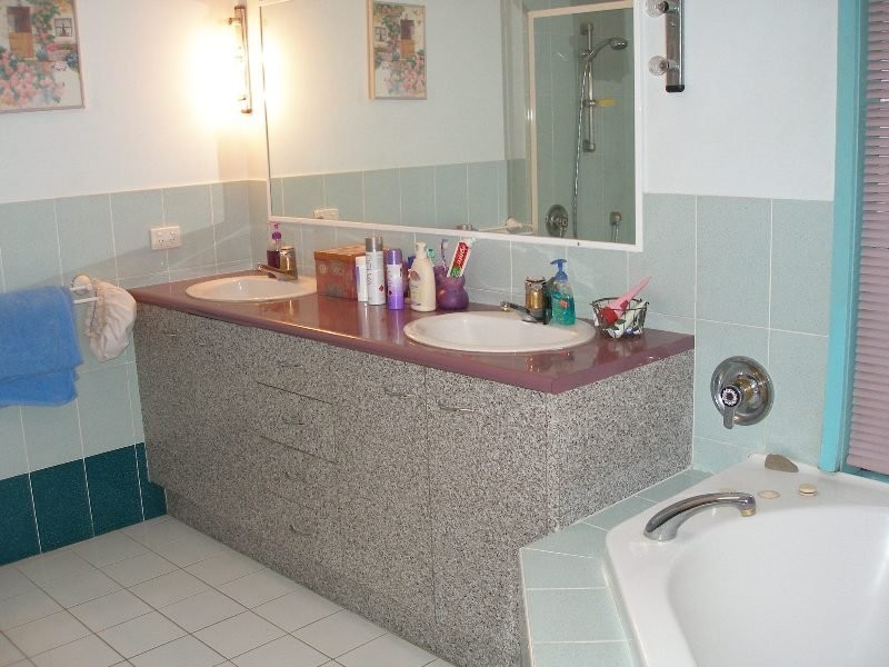 8 Sommerville Place, Chermside West QLD 4032