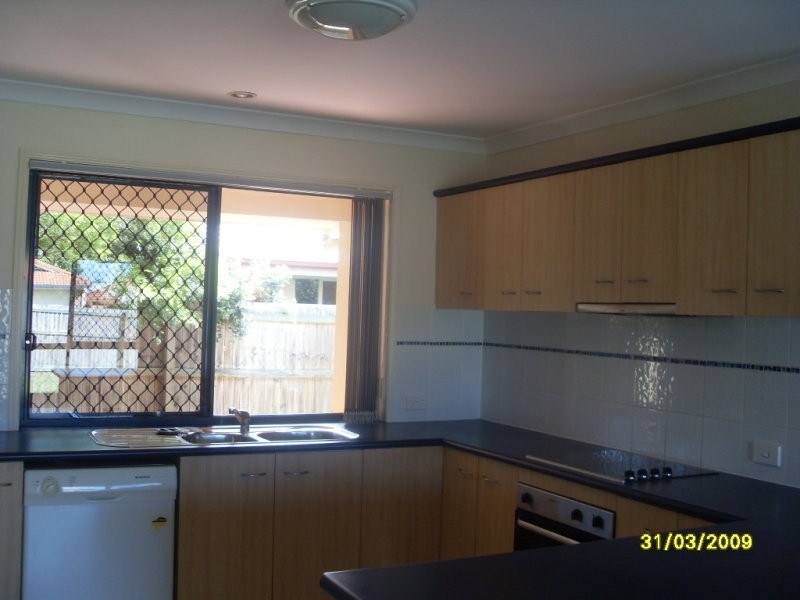7 Burkett Crescent, Victoria Point QLD 4165