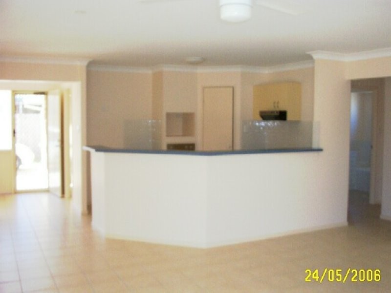 17 Leichhardt Avenue, Rothwell QLD 4022