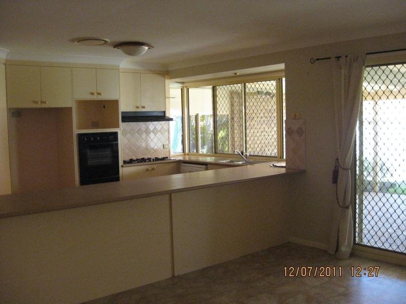 7 Lorenc Place, Bridgeman Downs QLD 4035