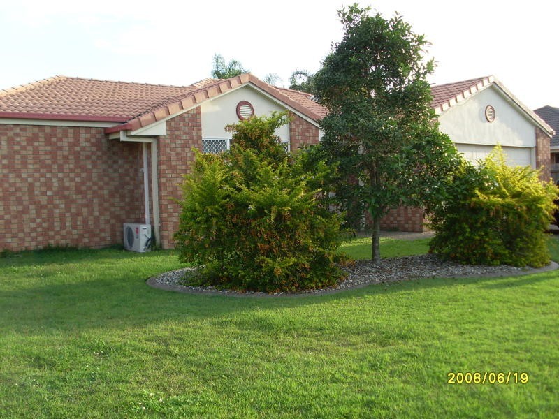 6 Grevillea Place, Bridgeman Downs QLD 4035