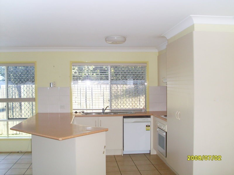 6 Grevillea Place, Bridgeman Downs QLD 4035