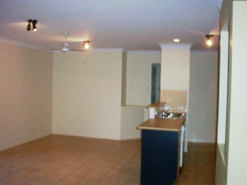 4 Gladebourne Crescent, Victoria Point QLD 4165