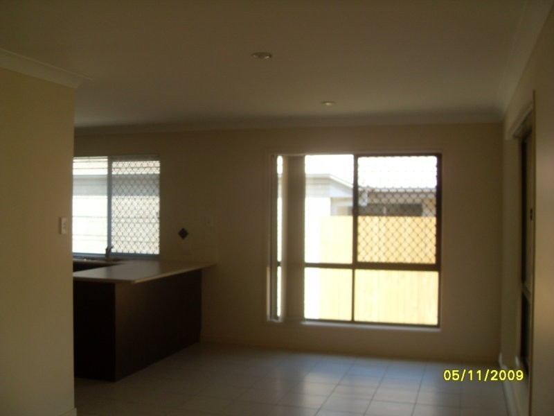 4 Castlewellan Circuit, Warner QLD 4500