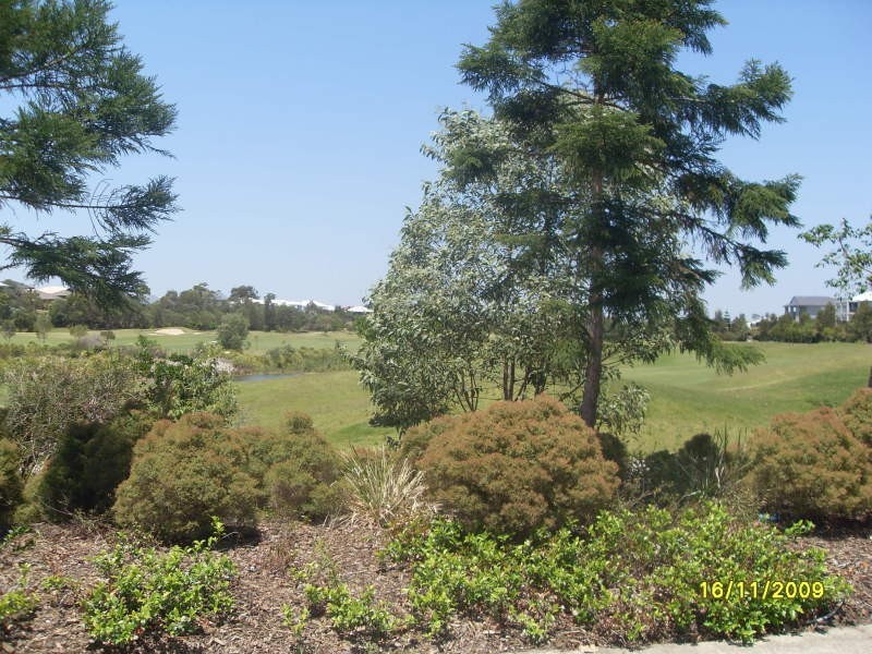 60 Nicklaus Parade, North Lakes QLD 4509