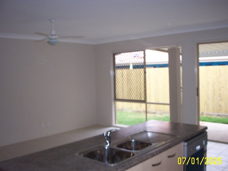 76 Brisbane Road, Warner QLD 4500