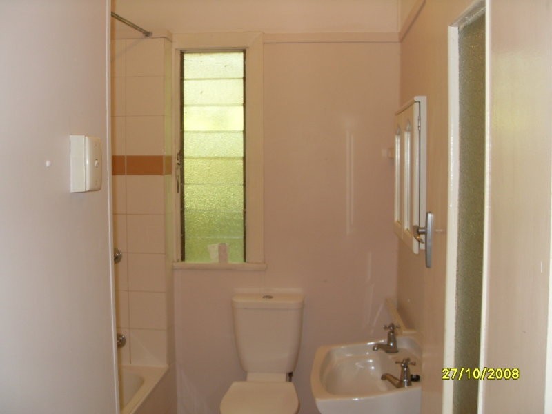 10 McGhie Street, Zillmere QLD 4034