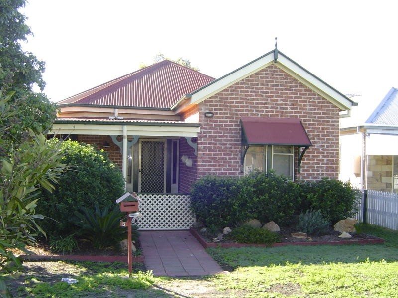 3 Jacaranda Close, Fitzgibbon QLD 4018