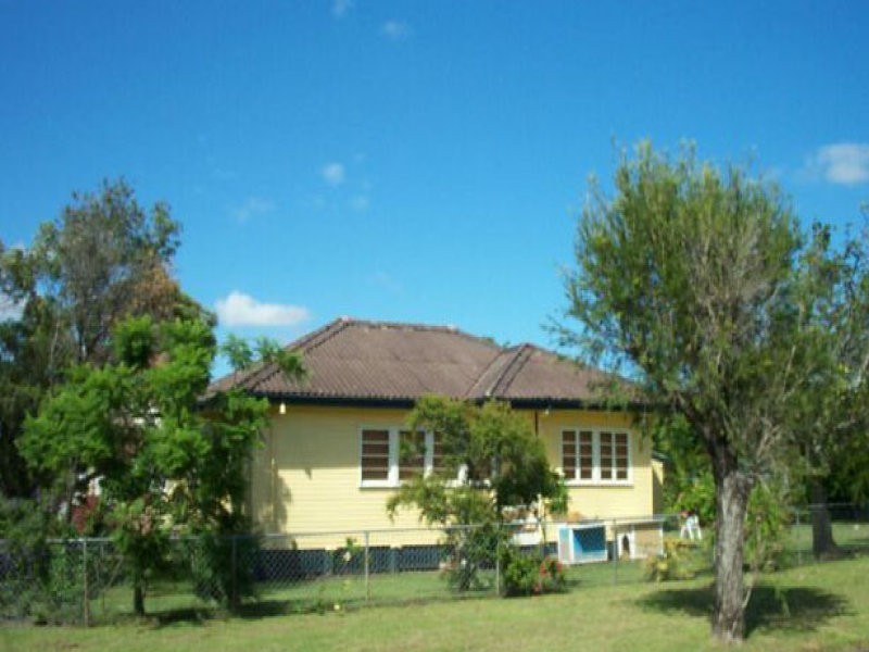 10 McGhie Street, Zillmere QLD 4034