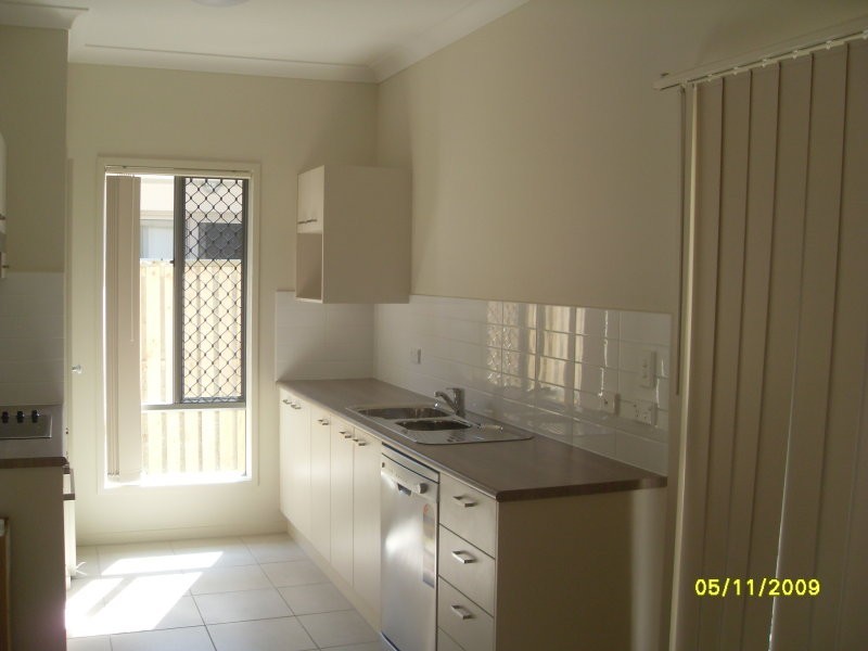 60 NIcklaus Parade, North Lakes QLD 4509