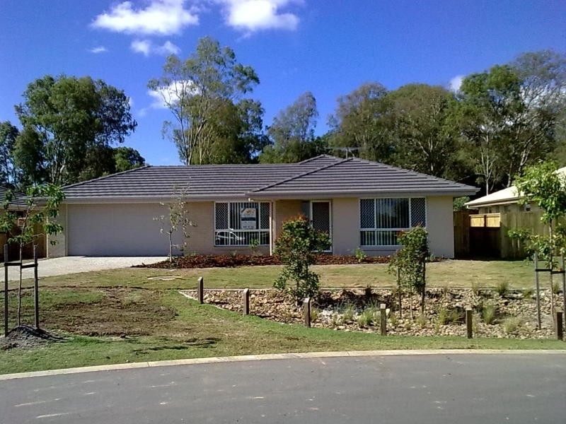 11 Coffey Court, Beachmere QLD 4510