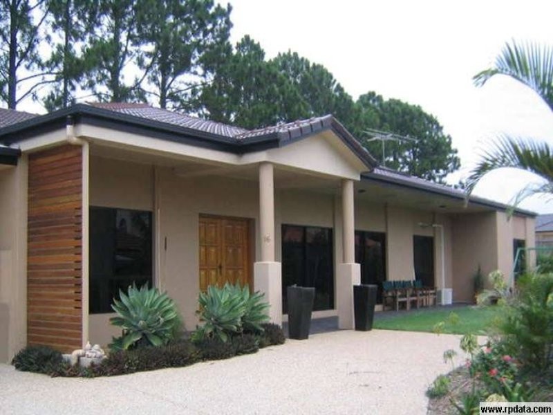 16 Tayla Close, Bridgeman Downs QLD 4035