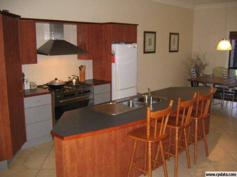 16 Tayla Close, Bridgeman Downs QLD 4035