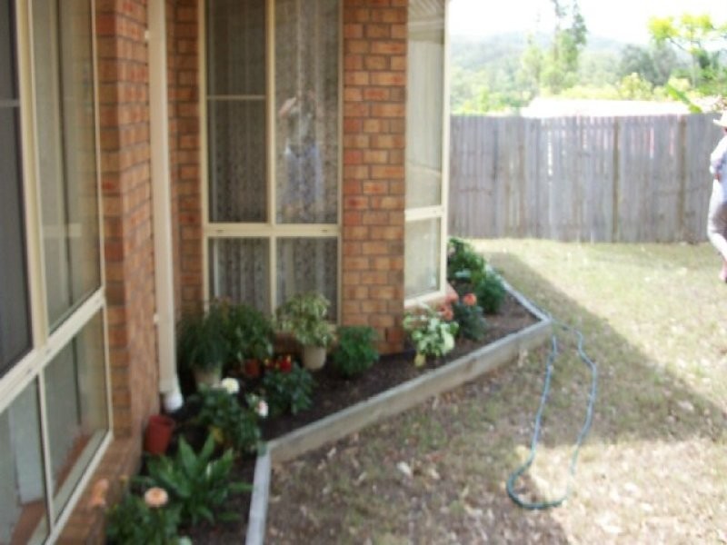 16 Hatia Grove, Ferny Grove QLD 4055