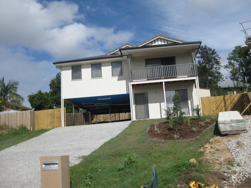6 Heuer Close, Goodna QLD 4300
