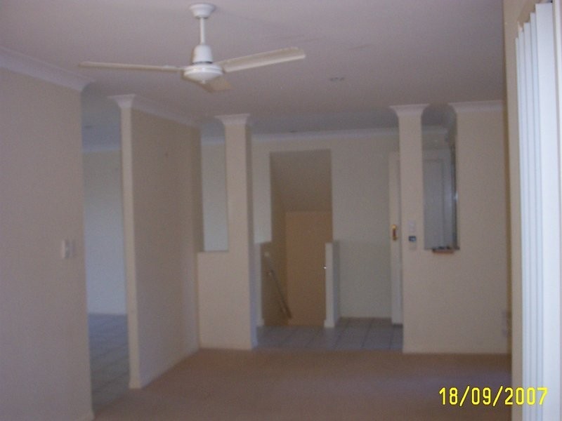 9 Wade Court, Shailer Park QLD 4128