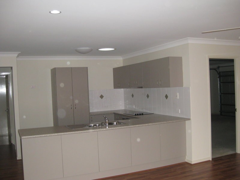 9 Salomon Court, Goodna QLD 4300