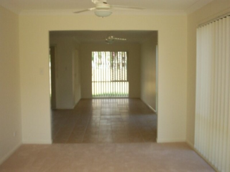 40 Brookside Place, Lota QLD 4179