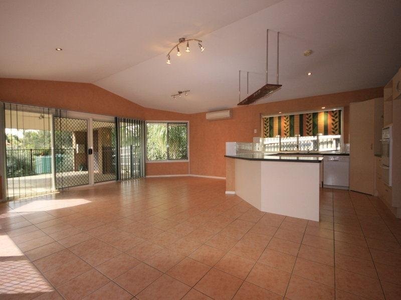 71 Constellation Crescent, Bridgeman Downs QLD 4035