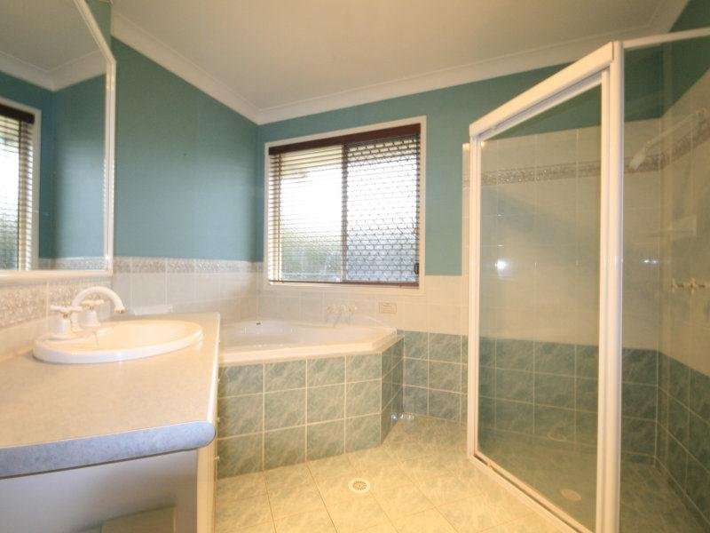 71 Constellation Crescent, Bridgeman Downs QLD 4035