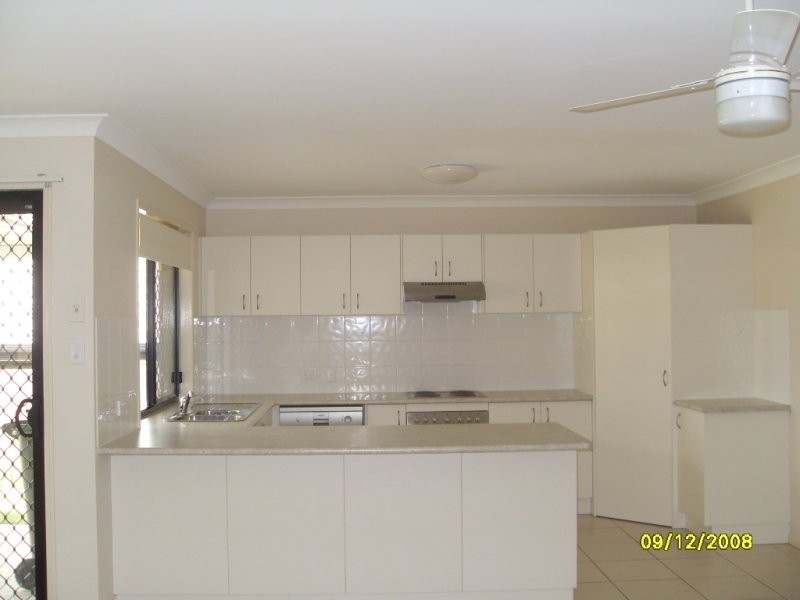 18 Monivae Circuit, Eagleby QLD 4207