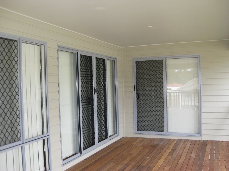 16 Salomon Court, Goodna QLD 4300