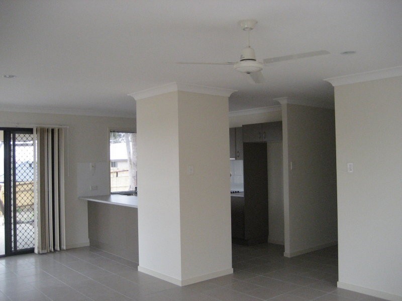 28 Flower Place, Richlands QLD 4077