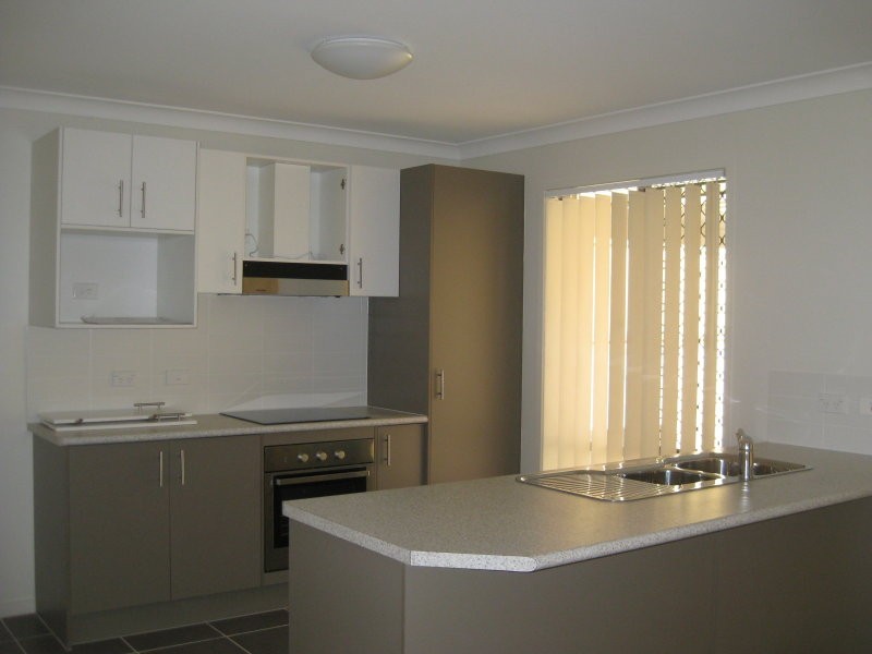 1 Prospect Street, Warner QLD 4500