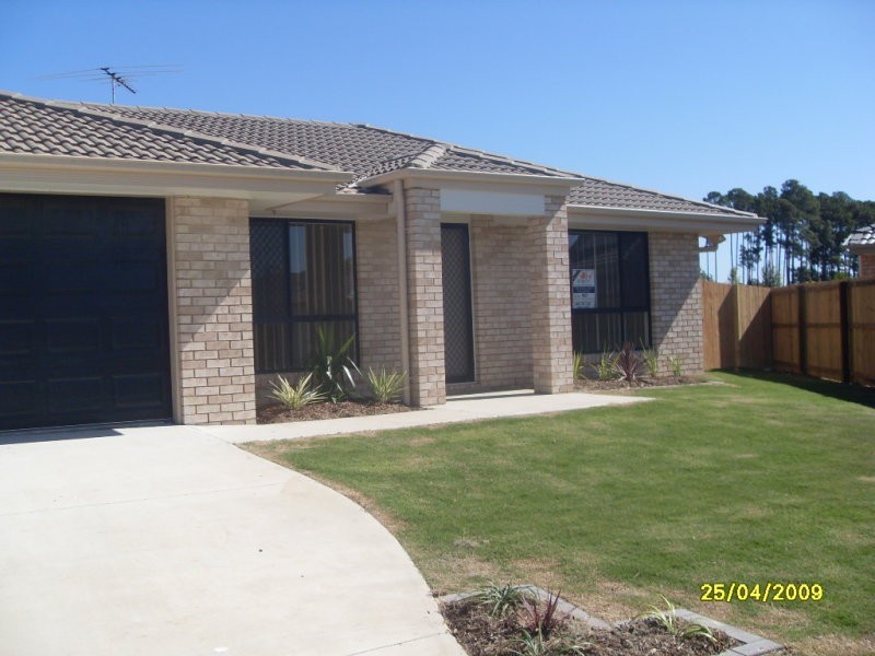 9 Tern Close, Eagleby QLD 4207