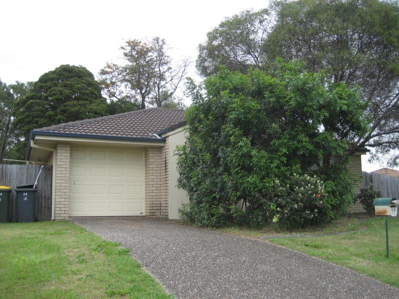 38 Poinciana Street, Wynnum West QLD 4178