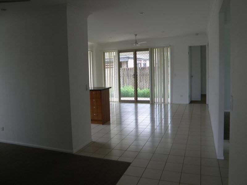 3 Pitkin Avenue, Bellmere QLD 4510