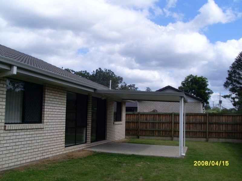 28 Silverash Court, Warner QLD 4500