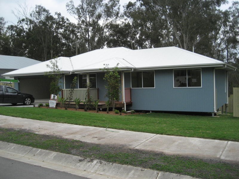 27 Salomon Court, Goodna QLD 4300