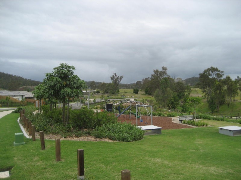 27 Harold Reinhardt Drive, Redbank Plains QLD 4301