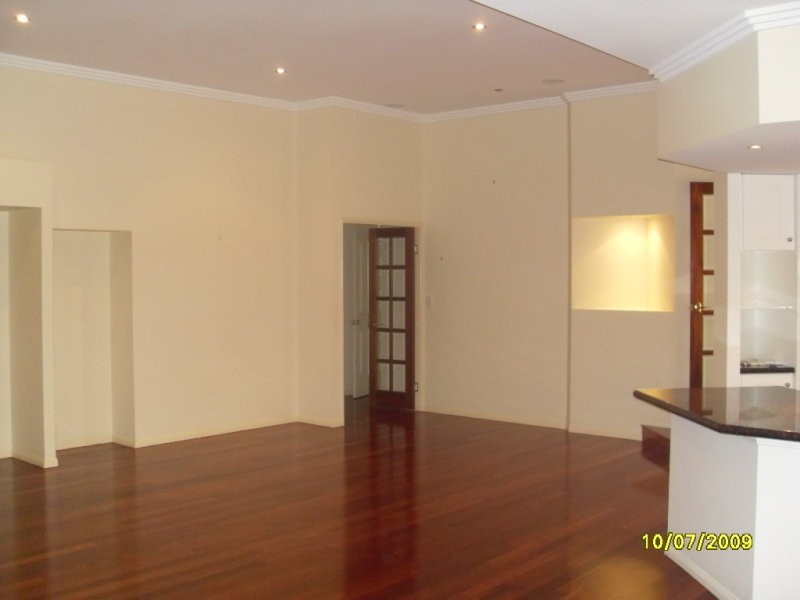 24 Dicaprio Circuit, Bridgeman Downs QLD 4035