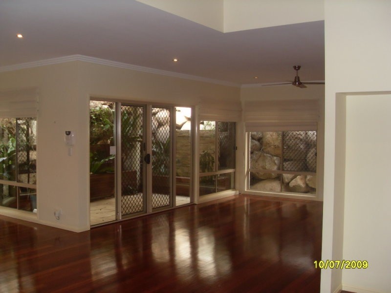 24 Dicaprio Circuit, Bridgeman Downs QLD 4035