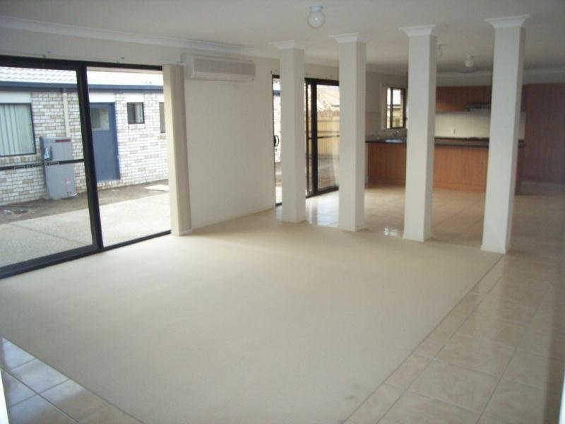 7 Bison Court, Warner QLD 4500