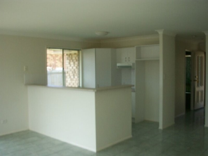 91 New Lindum Road, Wynnum West QLD 4178