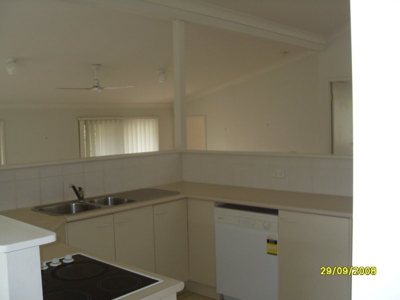 36 Madison Place, Carina QLD 4152