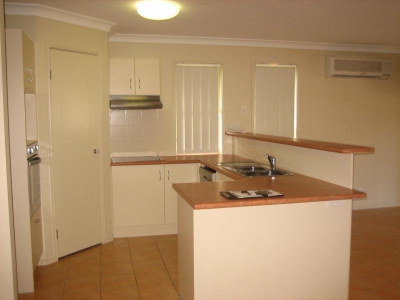 11 Devon Street, Bray Park QLD 4500