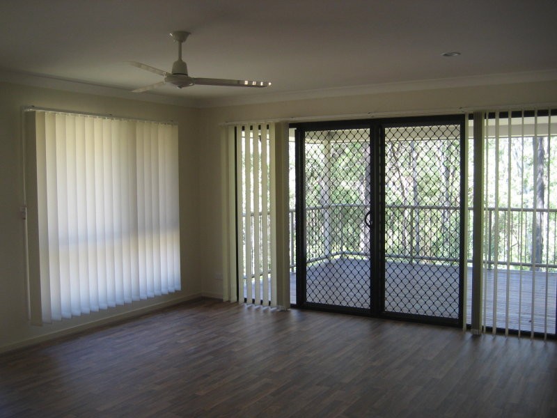 27 Andrew Walker Drive, Goodna QLD 4300